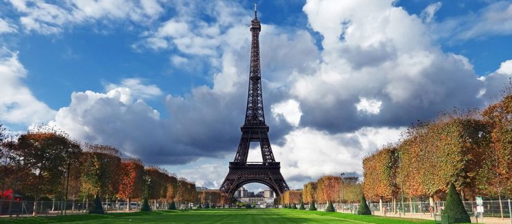 Flytning til Paris Frankrig - Eiffeltårnet
